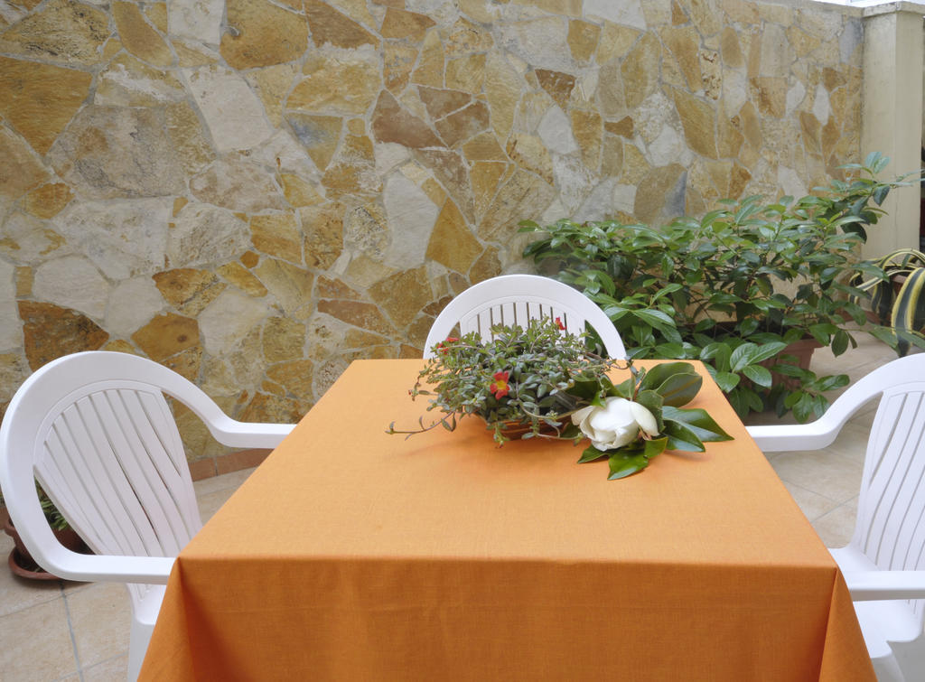 Barocco.Oberdan Bed and Breakfast Lecce Exteriör bild