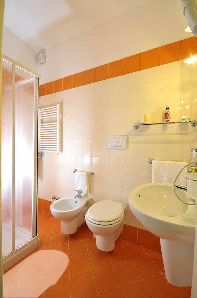 Barocco.Oberdan Bed and Breakfast Lecce Exteriör bild