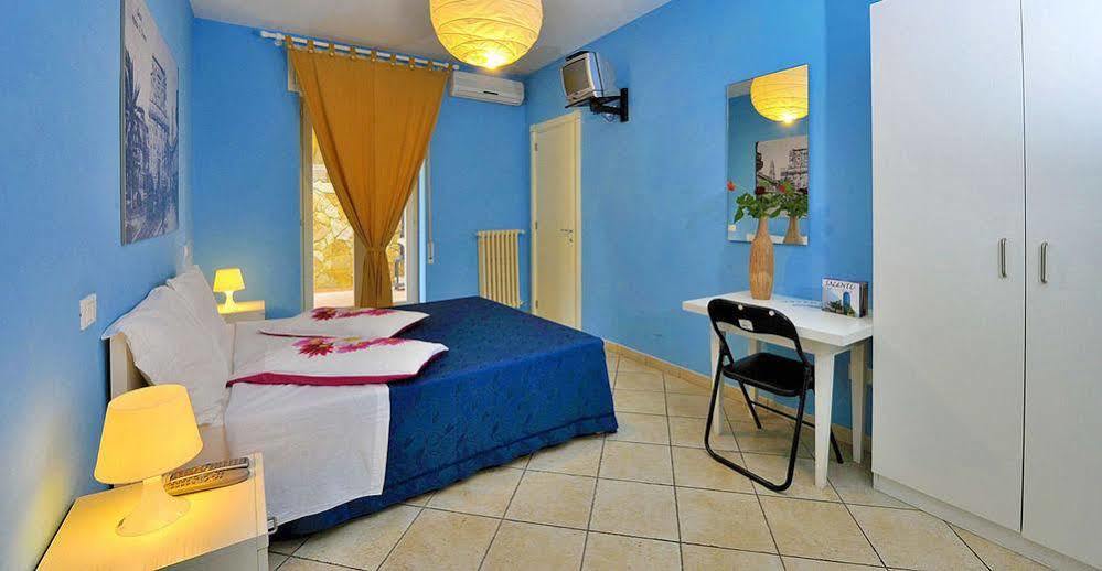 Barocco.Oberdan Bed and Breakfast Lecce Exteriör bild
