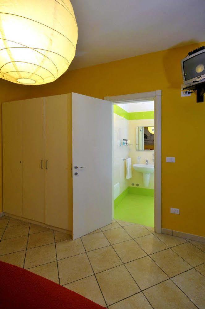 Barocco.Oberdan Bed and Breakfast Lecce Exteriör bild