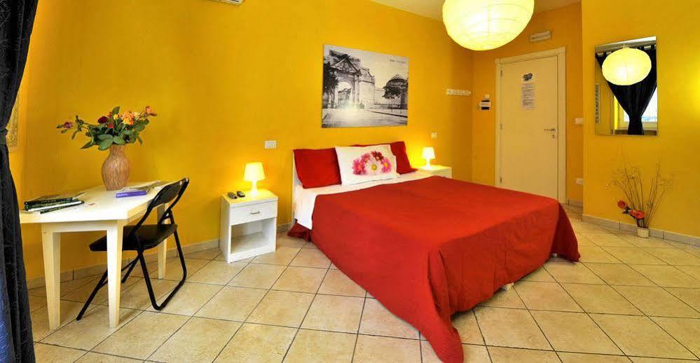 Barocco.Oberdan Bed and Breakfast Lecce Exteriör bild